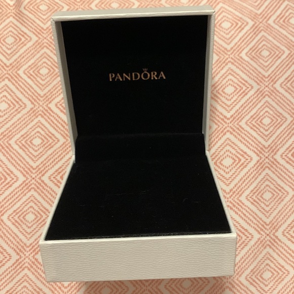 Empty pandora box (white) - Picture 2 of 2